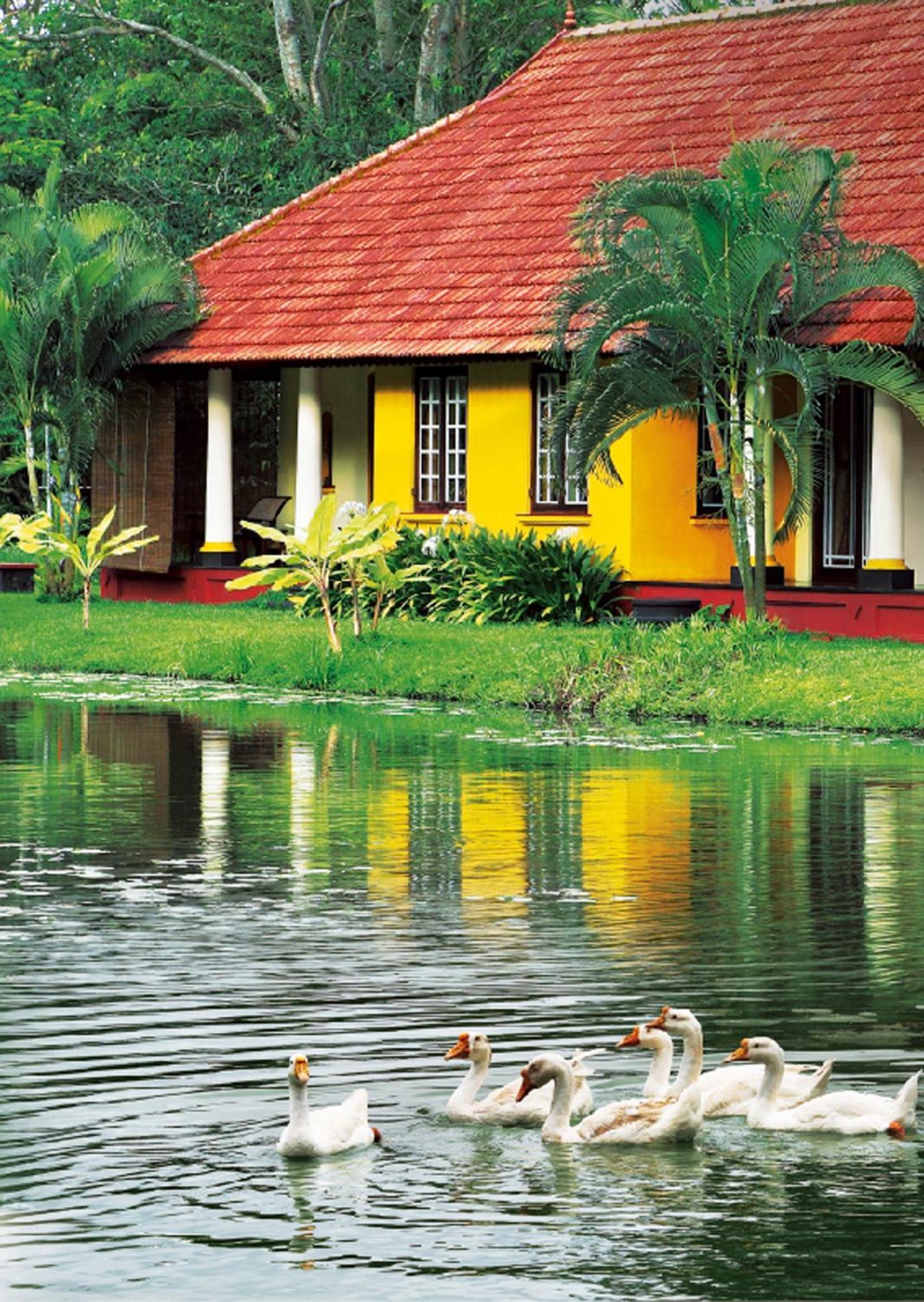 Taj Kumarakom Resort And Spa Kerala Room photo