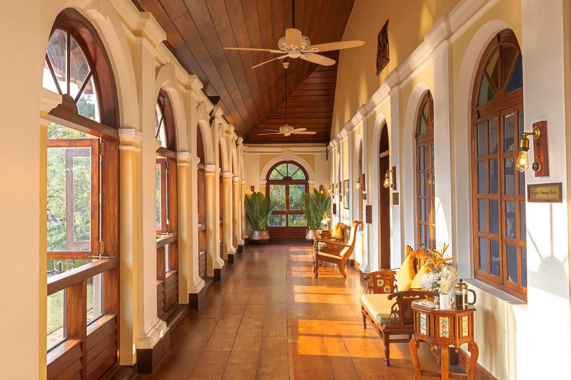 Taj Kumarakom Resort And Spa Kerala Exterior photo