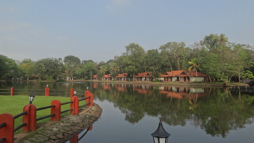 Taj Kumarakom Resort And Spa Kerala Exterior photo